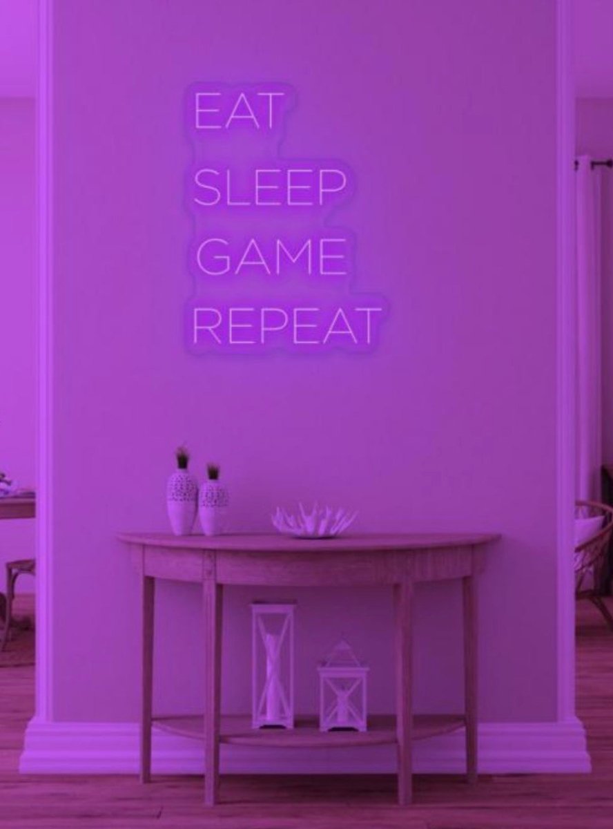 Eat sleep game repeat - Viva Style
