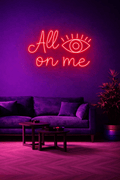 All eyes on me - Viva Style